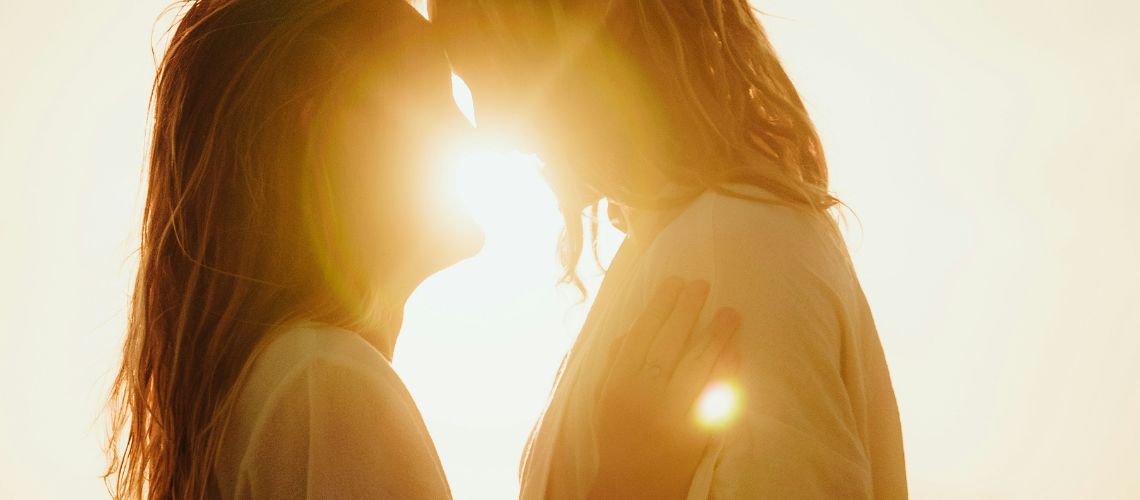 besos entre mujeres